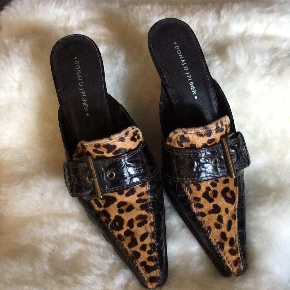 Donald J. Pliner Leopard/Brown Mules Size 5
